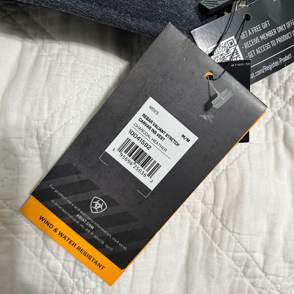 ARIAT Rebar Valiant Stretch Canvas Insulated Vest - Picture 4 of 11